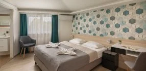 Kristály Hotel - 2=3 Senior ajánlat ajándék éjszakával