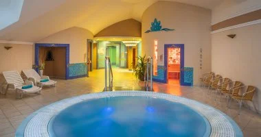 Balatoni kiruccan�s reggelis ell�t�ssal (min. 2 �j)