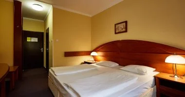 Két ünnep között (min. 2 éj)