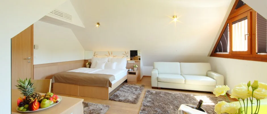 Hotel Historia Malomkert Veszpr�m