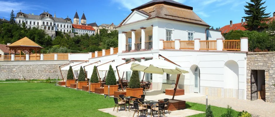 Hotel Historia Malomkert Veszpr�m