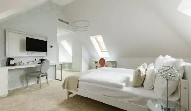 Hotel Historia Malomkert Veszpr�m