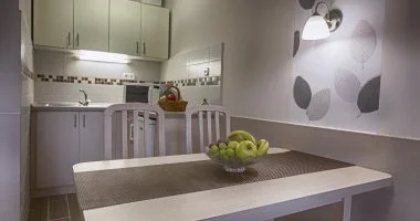 Október 23. (min. 3 éj)