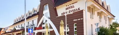 Hotel Ngy vszak Hajdszoboszl