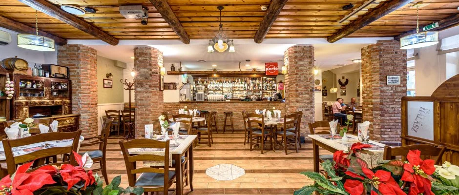 Hotel Ngy vszak Hajdszoboszl