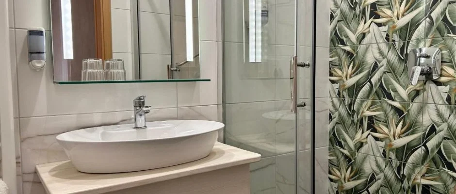 Hotel Ngy vszak Hajdszoboszl