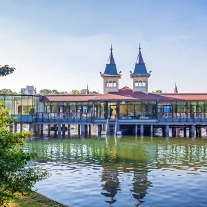  Hévíz - Palace relax Tófürdő belépővel (min. 2 éj)