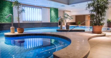  - �vind�t� Sz�ll�svad�szat H�v�zen