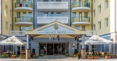 Palace Harm�nia (min. 2 �j)