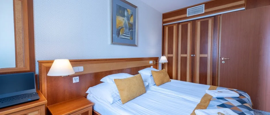 Palace Hotel H�v�z