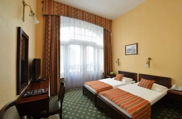 Palatinus Grand Hotel Pécs Palatinus Grand Hotel Pécs