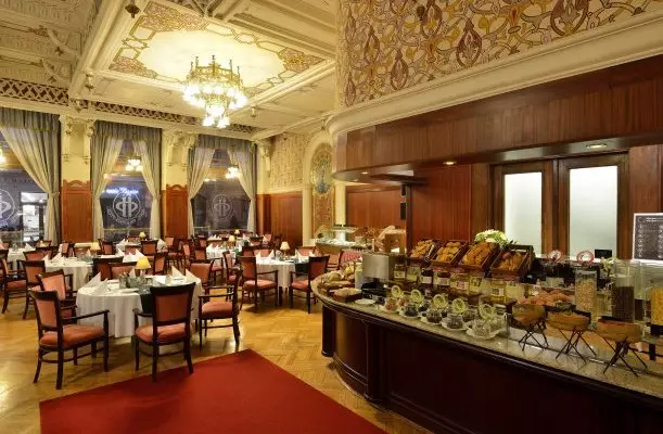 Palatinus Grand Hotel Pécs Palatinus Grand Hotel Pécs