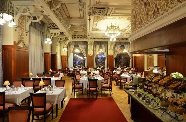 Palatinus Grand Hotel Pécs Palatinus Grand Hotel Pécs