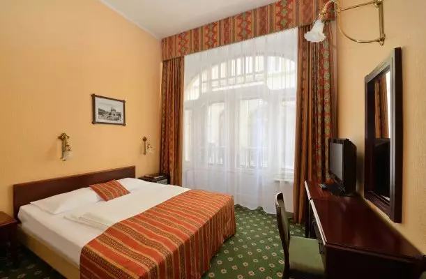 Palatinus Grand Hotel Pécs Palatinus Grand Hotel Pécs
