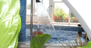 Augusztus 20. (min. 2 �j)