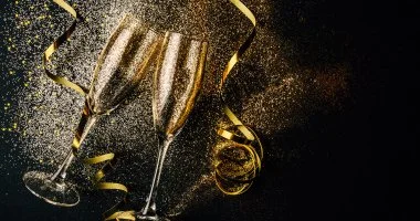 - Pezsgő Aranyparti Szilveszter
