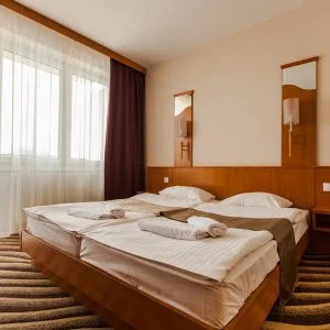 Prémium Hotel Panoráma Siófok - Napi árak félpanziós ellátással (1 éjtől)