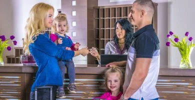 Aranyparti maj�lis