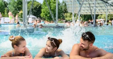 Mer�lj el a ny�rban! (1 �jt�l)