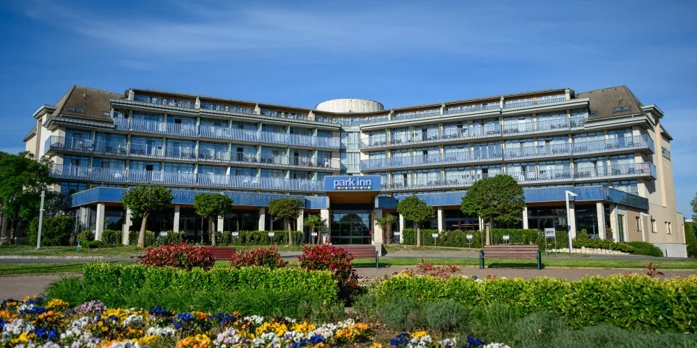 Park Inn by Radisson S�rv�r Resort & Spa S�rv�r