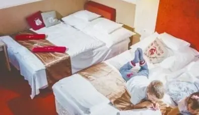 Hotel Piroska Bk, Bkfrd