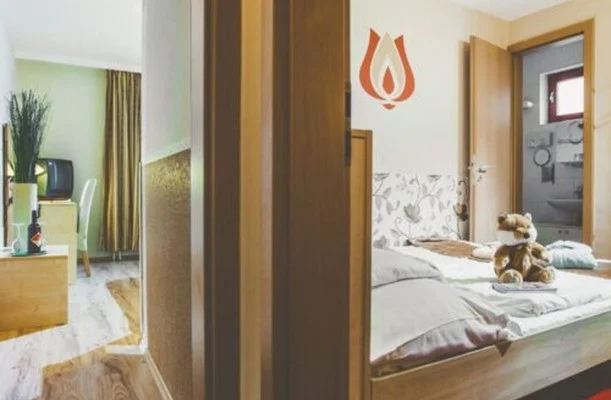 Hotel Piroska Bk, Bkfrd