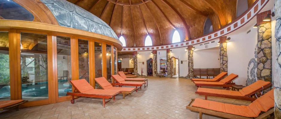 Hotel Piroska Bk, Bkfrd