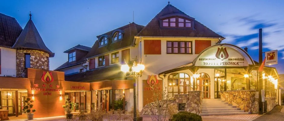 Hotel Piroska Bk, Bkfrd