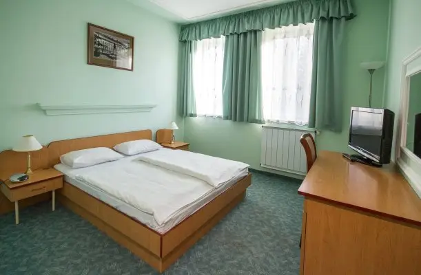 Platán Hotel Debrecen Platán Hotel Debrecen