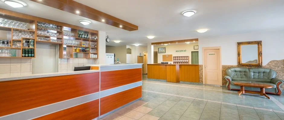 Plat�n Hotel Debrecen