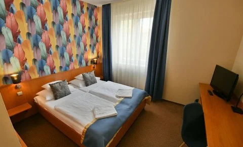 Hotel Platán Székesfehérvár - Barangolás a Bory-várban