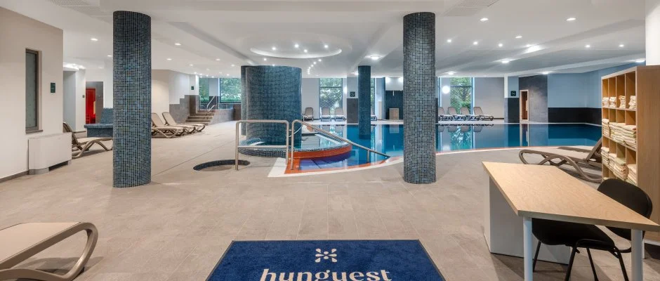Hunguest Bk Bk, Bkfrd