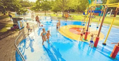 B�kf�rd�i nyaral�s all inclusive ell�t�ssal, f�rd�bel�p�vel (min. 3 �j)