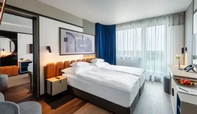 Hunguest Bk Bk, Bkfrd