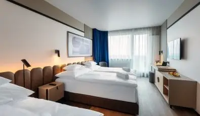 Hunguest Bk Bk, Bkfrd