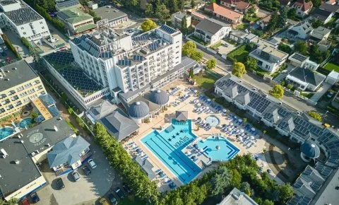 Silver Hotel Hajdúszoboszló - Senior csomag nyugdíjas igazolvánnyal rendelkezők részére