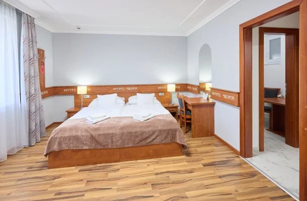 Silver Hotel Hajd�szoboszl�