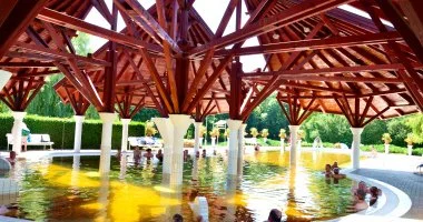 M�jus 1. (min. 3 �j)