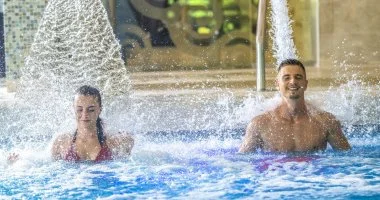 Ny�ri Csobban�s (min. 2 �j)