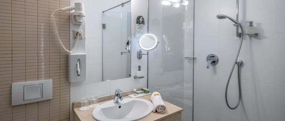 Hotel St�ci� Wellness & Konferencia Vecs�s
