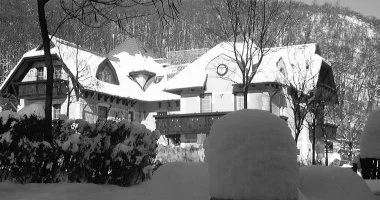 Szilveszter (min. 2 �j)