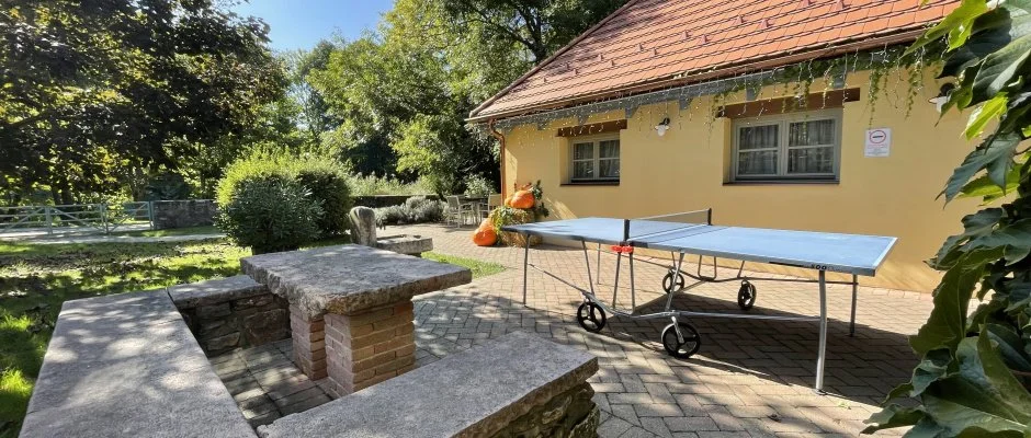 Hotel Szpalma Porva-Szpalmapuszta