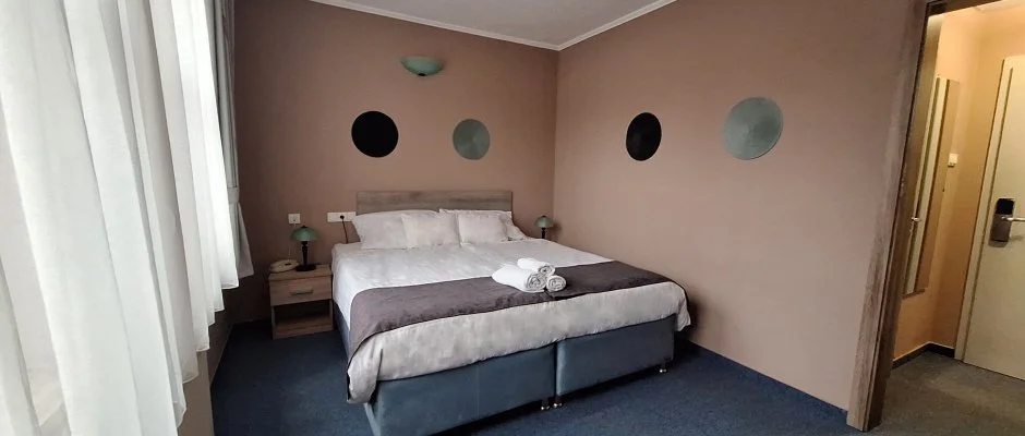 Hotel Unicornis Eger