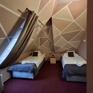 Hotel Unicornis Eger - Október 23.
