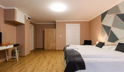 Hotel Unicornis Eger
