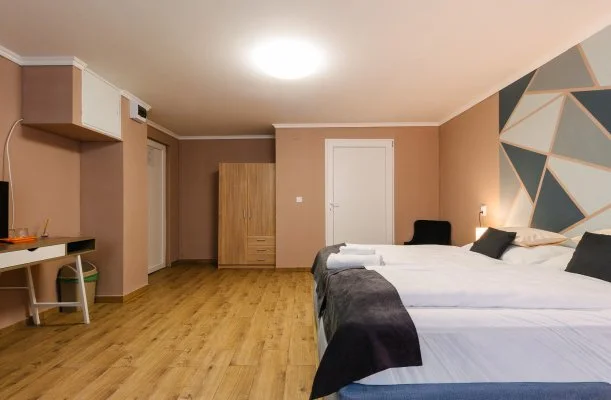 Hotel Unicornis Eger