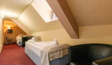 Hotel Unicornis Eger
