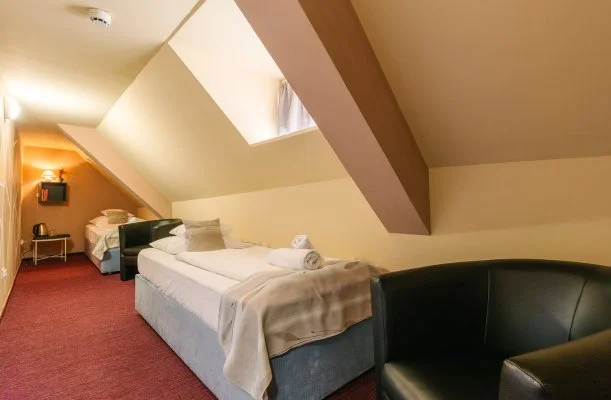 Hotel Unicornis Eger