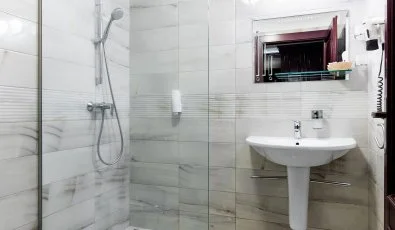 Hotel Vcsecity Herndvcse