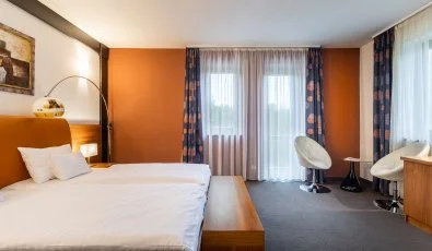 Hotel Vcsecity Herndvcse